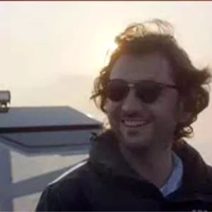 Halit Yukayin Yati Marmara Denizinde Ikiye Ayrildi Arama Kurtarma Calismalari