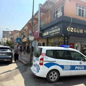 Hatayda Kuyumcu Soygunu Girisimi Is Yeri Sahibinin Kurnazligi ile Basarisiz