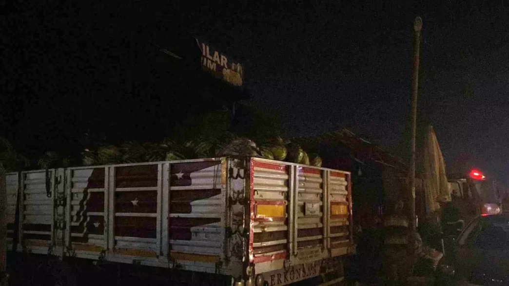 Hatayda Sofbenden Cikan Yangin Manavi Sardi