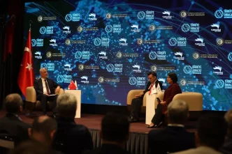 Ihracatta Rekor Artis Turkiye 25 Milyar Dolar Barajini Asti