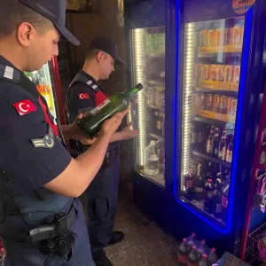 Incirliovada Kacak Alkol ve Tutun Denetimi Yapildi