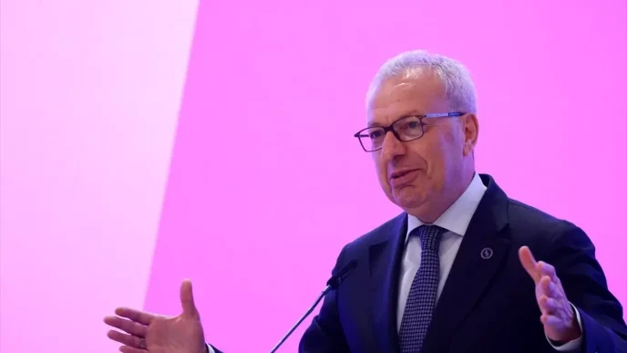 Is Bankasi Baskani Adnan Bali Turkiyenin Ekonomik Avantajlari ve Gelecek