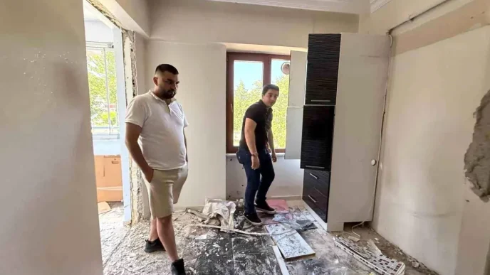 Ispartada Eski Mulk Sahibi Evde Tahribat Yapti