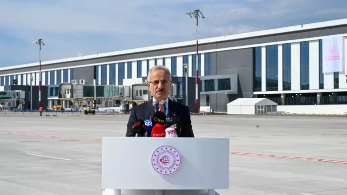 Istanbul Havalimaninda Tarihi Rekor Gunluk 282 Bin Yolcu