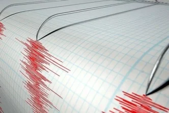 Istanbulda da hissedilen bir deprem meydana geldi