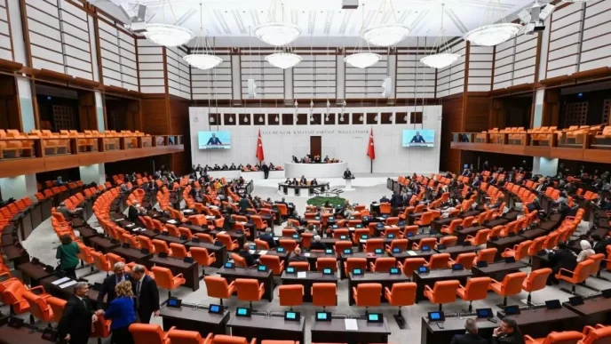 Iste Yeniden Refah Partisi ve EMEPin Terorsuz Turkiye Komisyonuna gonderecegi