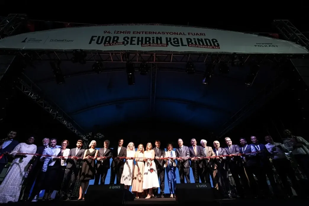 Izmir Enternasyonal Fuari 94 Kez Acildi