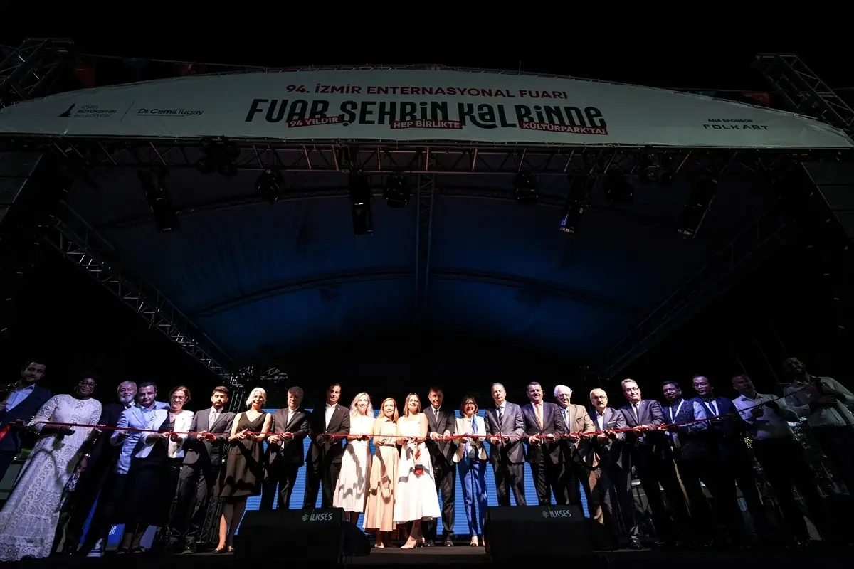 Izmir Enternasyonal Fuari 94 Kez Acildi