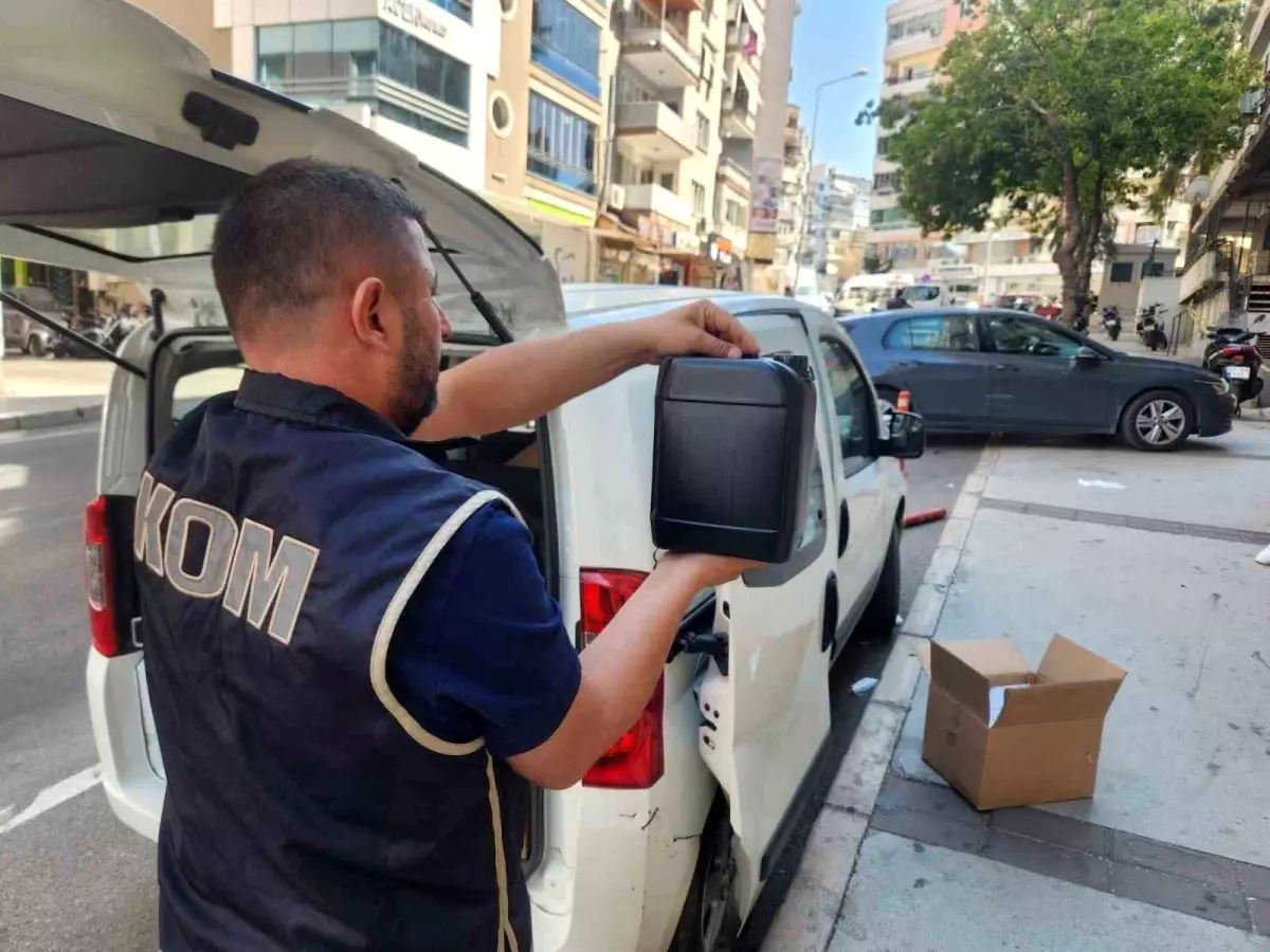 Izmirde Kacakcilik Operasyonlari 5 Milyon TL Degerinde Urun Ele Gecirildi