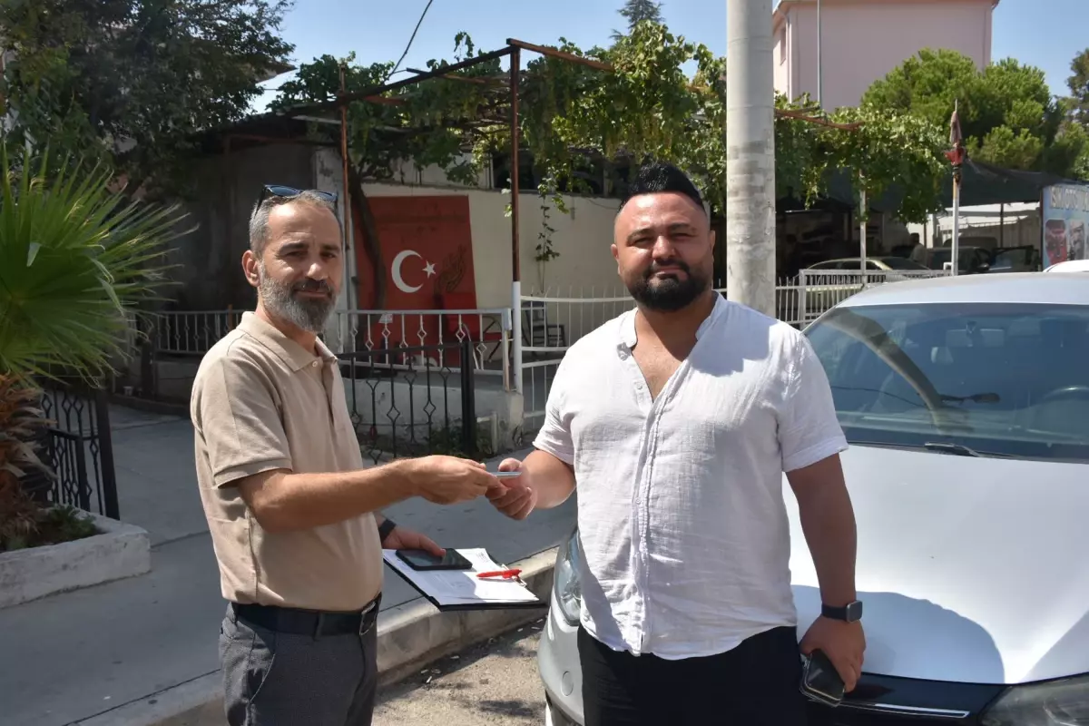 Izmirde Yaz Sezonunda Arac Kiralama Yogunlugu