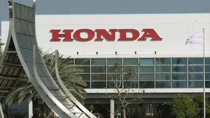 Izmire dev yatirim Hondadan 760 milyonluk motosiklet fabrikasi hamlesi