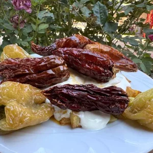 Kale Biberi Yerli ve Yabanci Turistlerin Gozdesi Oluyor