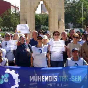 Kamu Muhendisleri Zam Talebiyle Is Birakti