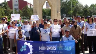 Kamu Muhendisleri Zam Talebiyle Is Birakti