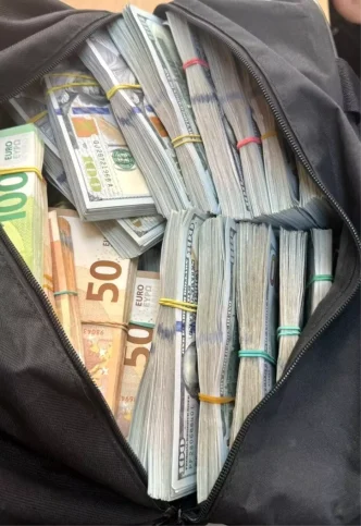 Kapikule Sinir Kapisinda 740 Bin Dolar ve 672 Gram Altin