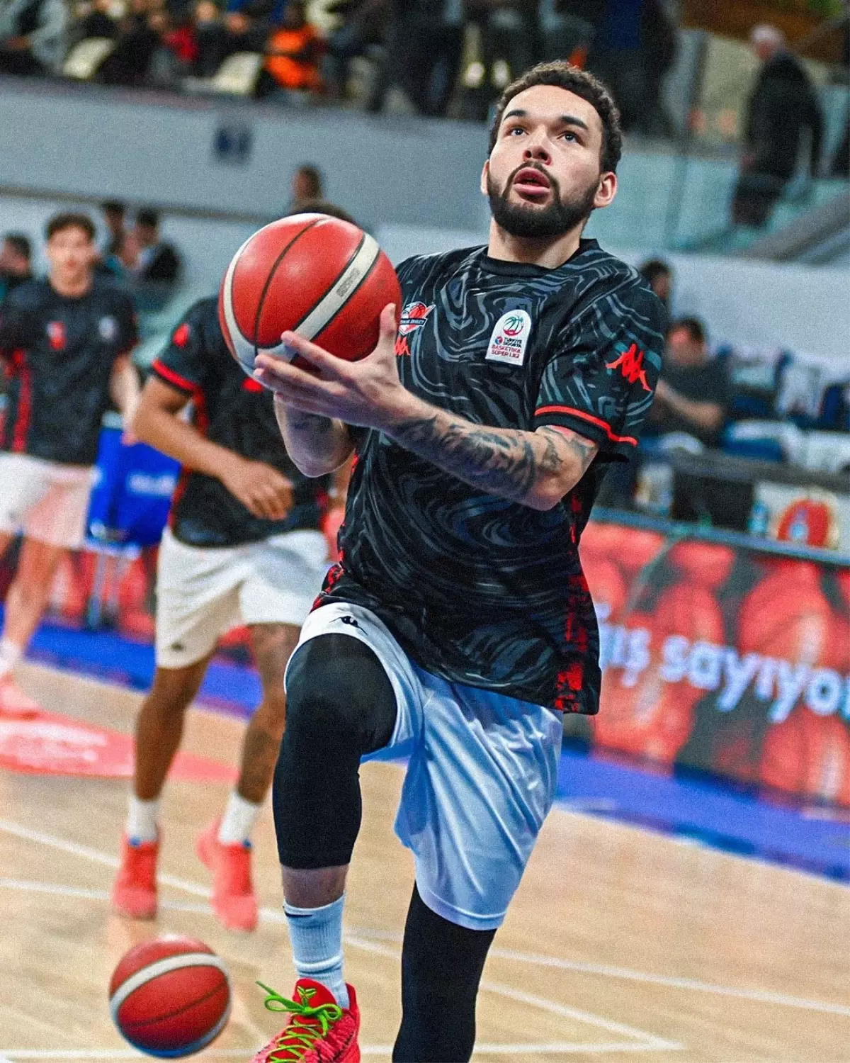 Karsiyaka Transferde Iki Yeni Yuzle Gucleniyor
