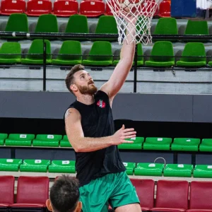Karsiyaka Yeni Sezon Oncesi Sponsorluk Anlasmalari Yapiyor