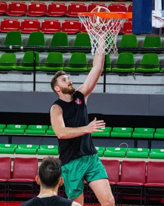 Karsiyaka Yeni Sezon Oncesi Sponsorluk Anlasmalari Yapiyor