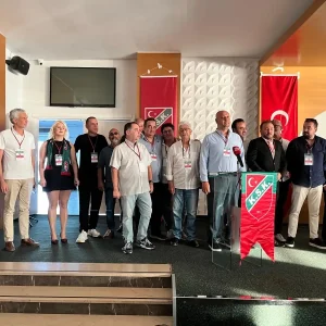 Karsiyakada Cicibas guven tazeledi Haberler
