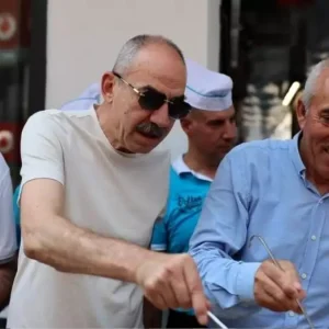 Kayseride Asure Ikrami Lokantacilar ve Pastacilar Odasi Baskani Vatandaslarla Bulustu