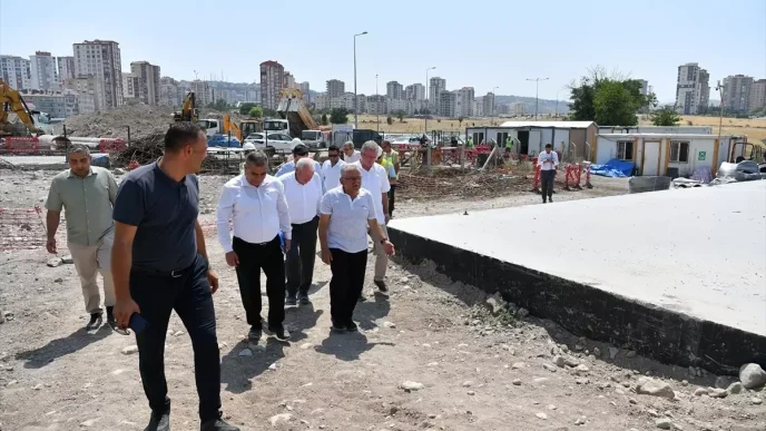 Kayseride Su Deposu Calismalari Incelendi