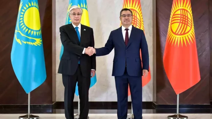 Kazakistan Cumhurbaskani Tokayevden Kirgiz mevkidasi Caparova Altin Kartal devlet nisani