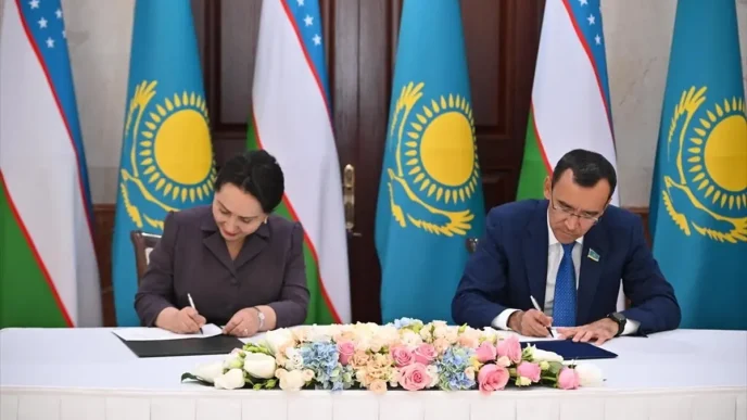 Kazakistan ve Ozbekistan Senatolari 2025 2026 Isbirligi Yol Haritasini Imzaladi