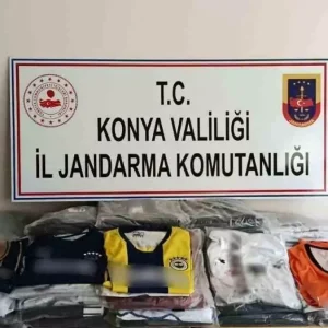 Konyada Kopya Tisort ve Forma Operasyonu 955 Adet Ele Gecirildi