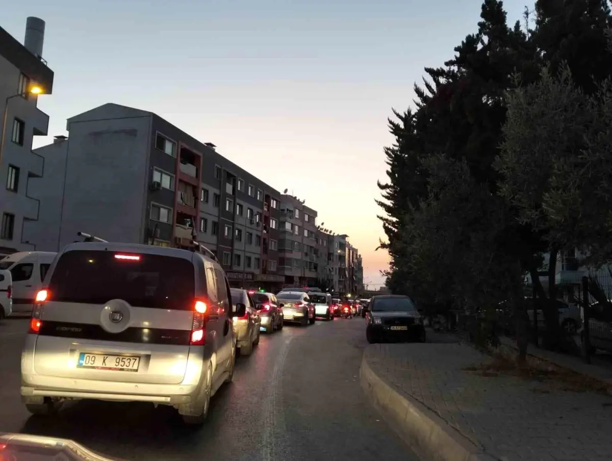 Kusadasinda Trafik Sorunlari Artiyor Haberler