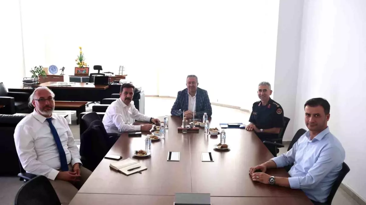 Kutahya Il Jandarma ve Emniyet Muduru OSB Yonetimini Ziyaret Etti