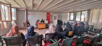 Kutahyada Cilek Ureticilerine Iyi Tarim Uygulamalari Egitimi Verildi