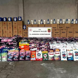 Kutahyada Sahte Markali Deterjan Operasyonu 1 Milyon 470 Bin TL