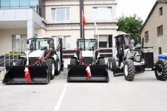 Ladik Belediyesi 4 Yeni Arac Kazandirdi