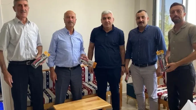 Mardin Savurda Ciftcilere Ekipman Destegi