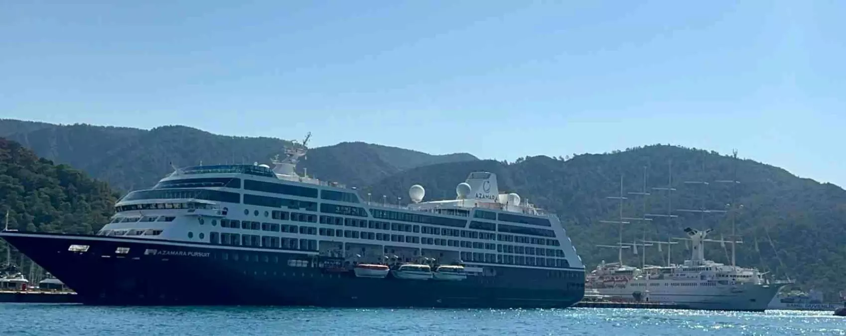 Marmaris Iki Buyuk Yolcu Gemisini Agirladi