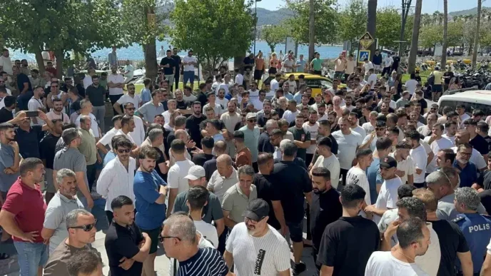 Marmariste Esnaf Cezalara Karsi Protesto Duzenledi