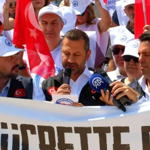 Memur Sen 8 Donem Toplu Sozlesmesi icin Etimesgutta Eylem Duzenledi