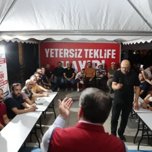 Memur Sen Toplu Sozlesme Tekliflerini Protesto Ediyor