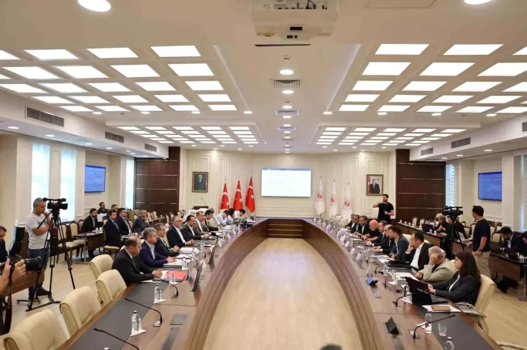 Memur Sendikalari ile Toplu Sozlesme Gorusmeleri Basladi