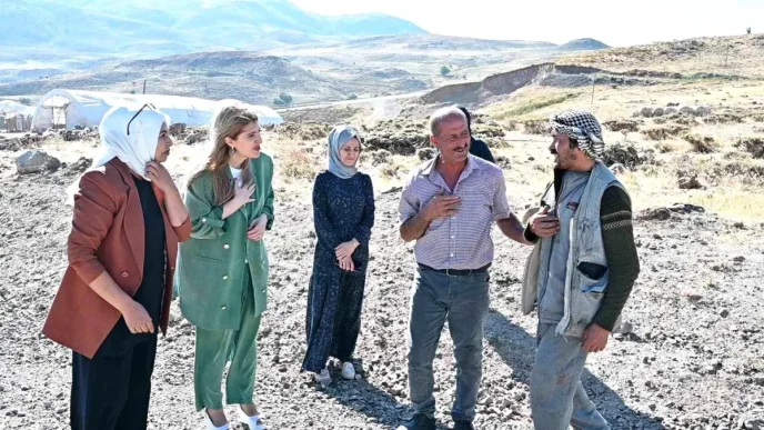 Milletvekili Olmeztoprak Saricicek Yaylasinda Hayvanciligin Onemine Dikkat Cekti