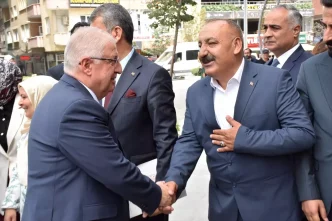 Milli Savunma Bakani Guler Hakkaride Turkiye Yuzyili Bulusmalari programina katildi