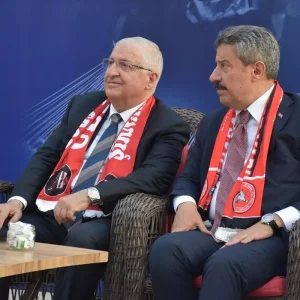 Milli Savunma Bakani Guler Sirnakta Kadin ve Genclik Programinda konustu