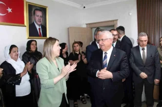 Milli Savunma Bakani Guler Turkiye Yuzyili Icin Terorsuz Yeni Bir