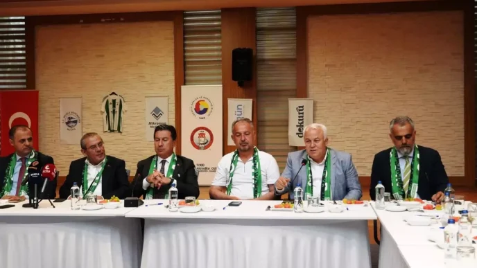 Muglaspor Yeni Sezon Oncesi Birliktelik Programi Duzenledi