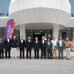 Mustafa Elitas Kayserideki Yeni Havacilik Lisesini Ziyaret Etti