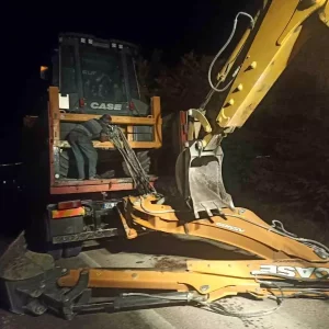 Nallihanda Is Makinesi Tasiyan Kamyon Komur Tasima Bandina Carpti