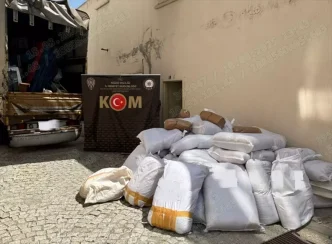 Nigdede 1600 Kilogram Kacak Tutun Ele Gecirildi