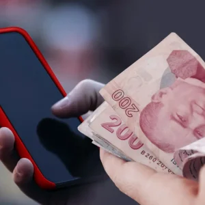 O ozelligi kapatin Bankacilik uygulamasindan gelen bildirim magdur ediyor