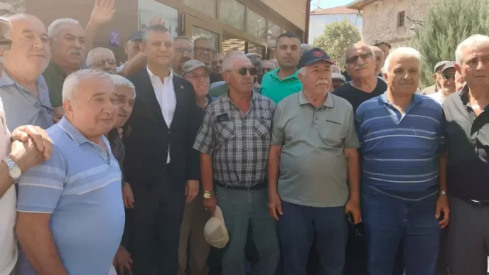 Ozgur Ozel Emekli ve ekonomik zorluk cekenlerin yanindayiz