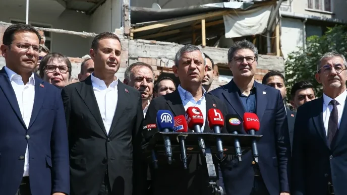 Ozgur Ozel Sindirgi Hizla Afet Bolgesi Ilan Edilmeli